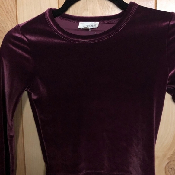 Wilfred Free Velvet Long Sleeve Crop - Picture 3 of 5